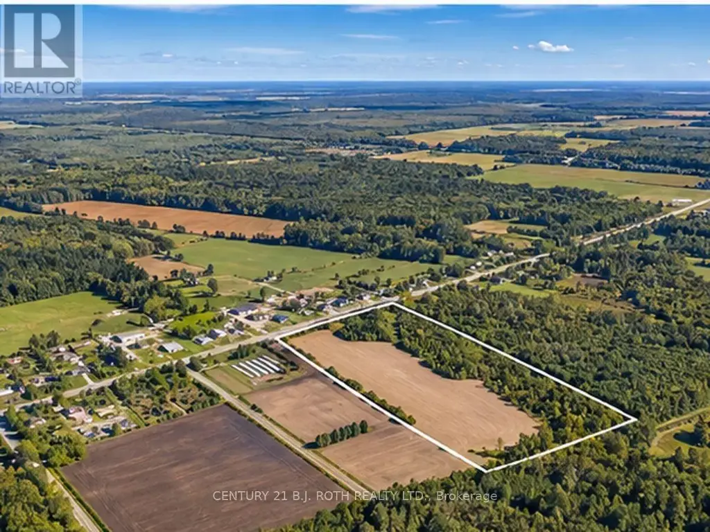 1537 County Road No. 92 Road, Springwater