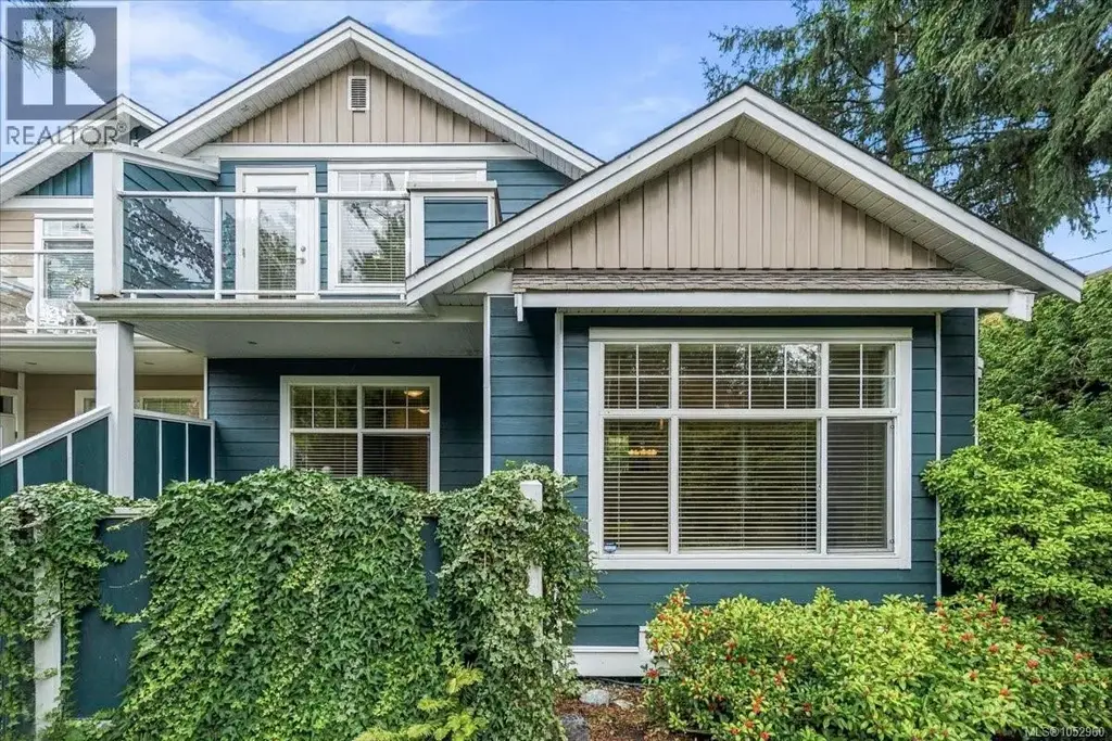 6347 Pinewood Lane, Nanaimo