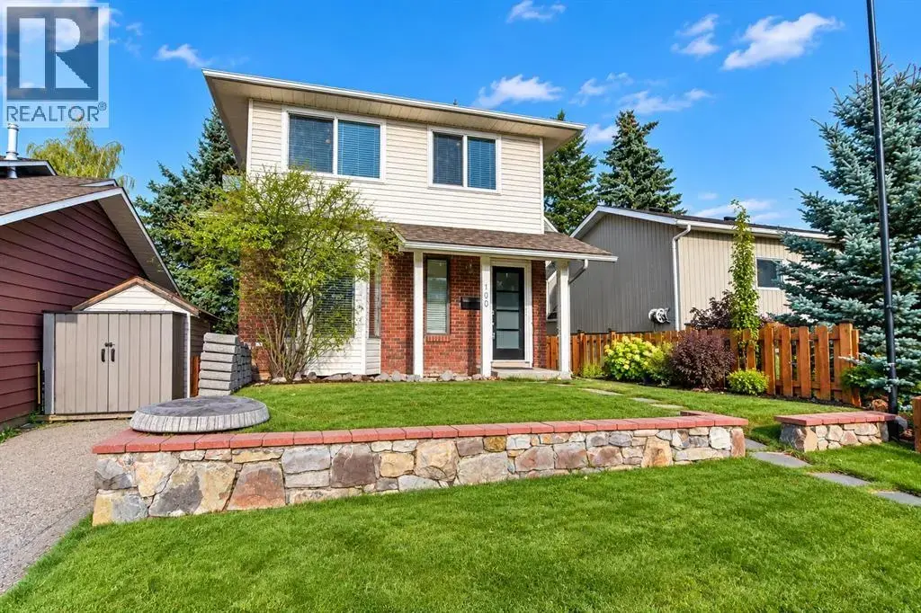 100 Coach Manor Rise Sw, Calgary