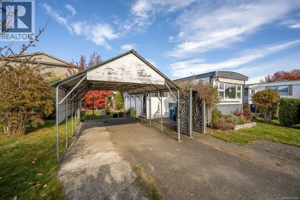 7 2625 Mansfield Dr, Courtenay