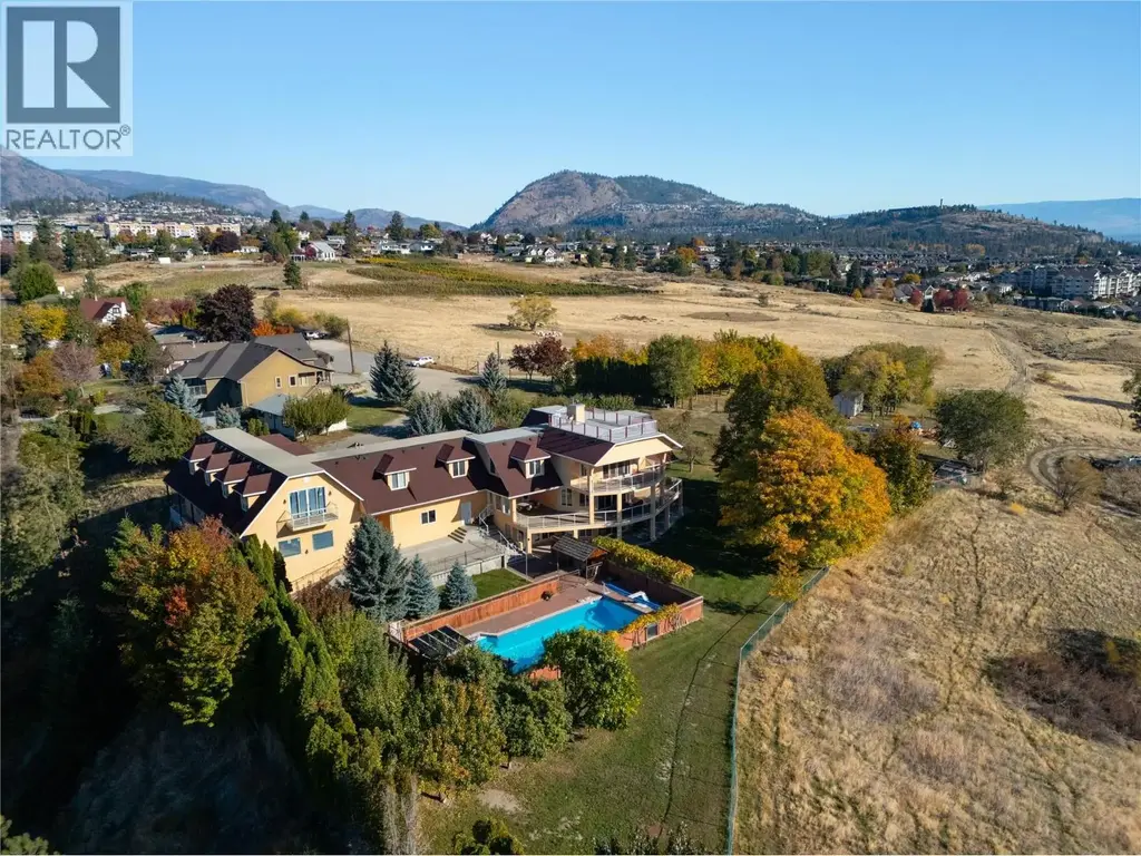 3820 Wetton Road, West Kelowna