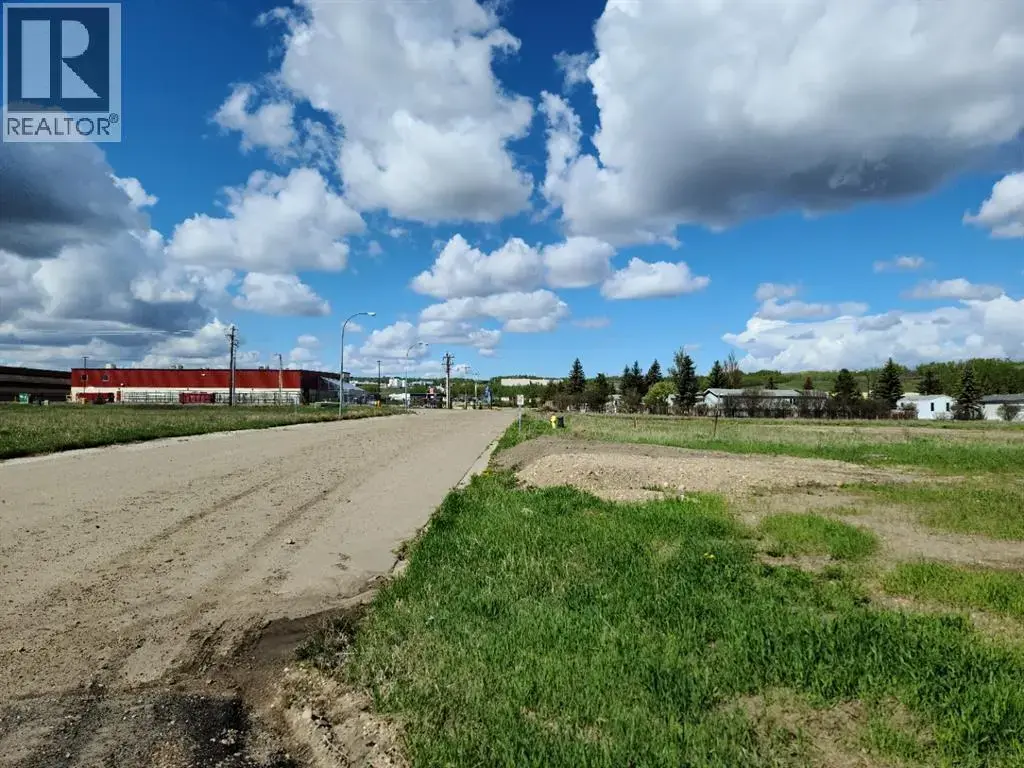 8016 97 Avenue, Peace River
