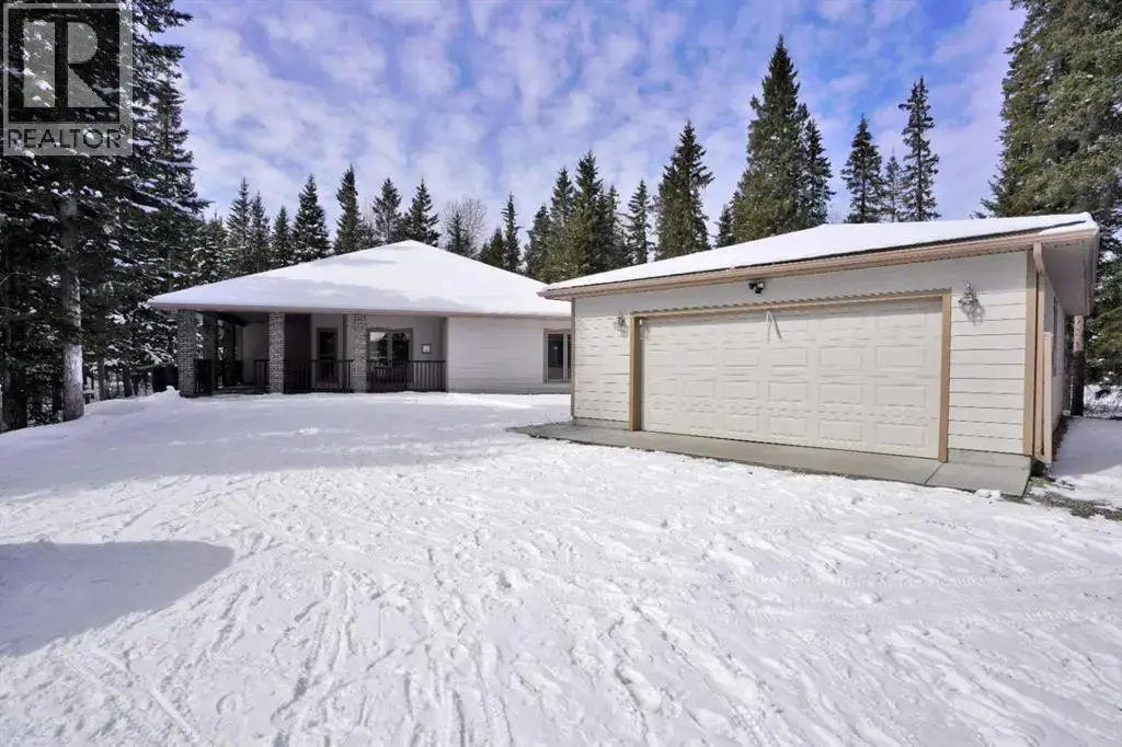 20, 4147 Highway 587, Rural Mountain View County