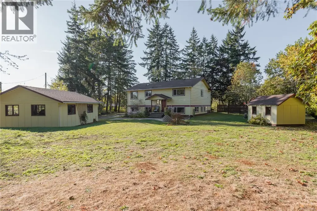 6381 Somenos Rd, Duncan
