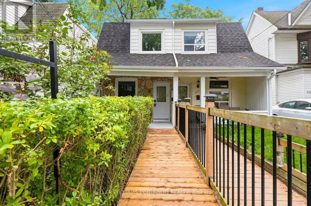 179 Oakcrest Avenue, Toronto (East End-Danforth)