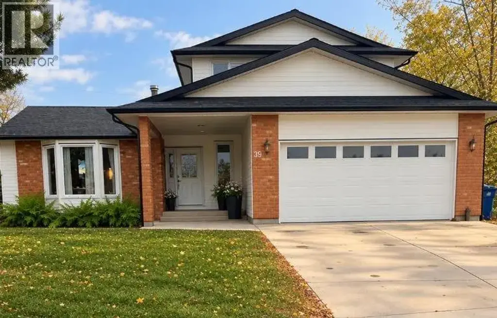 39 Lakeview Crescent E, Brooks