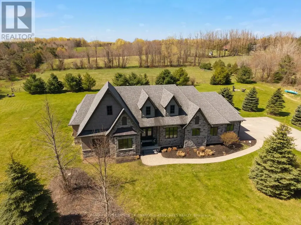 5840 Tenth Line, Erin