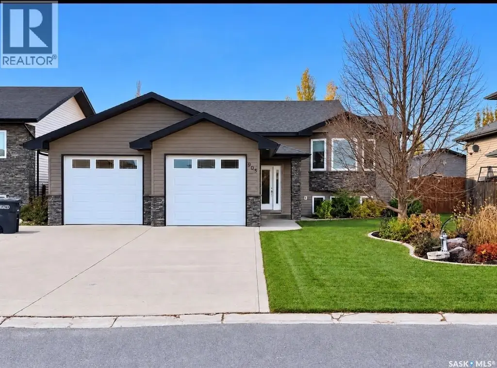 905 Water Ridge Crescent, Humboldt