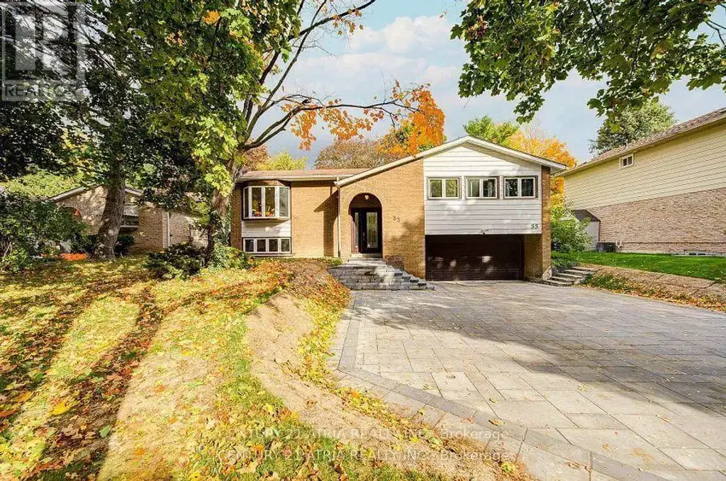33 Sir Brandiles Place, Markham (Markham Village)