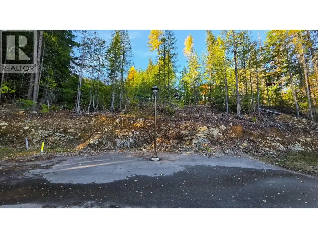 413 Centennial Place, Rossland
