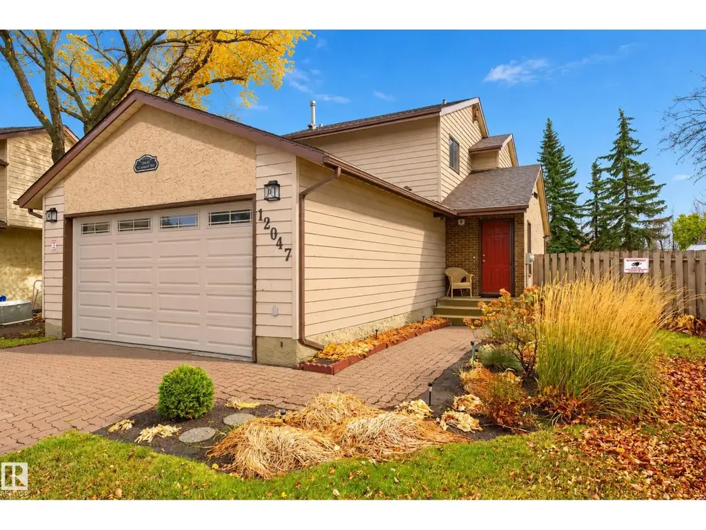 12047 25 Av Nw, Edmonton