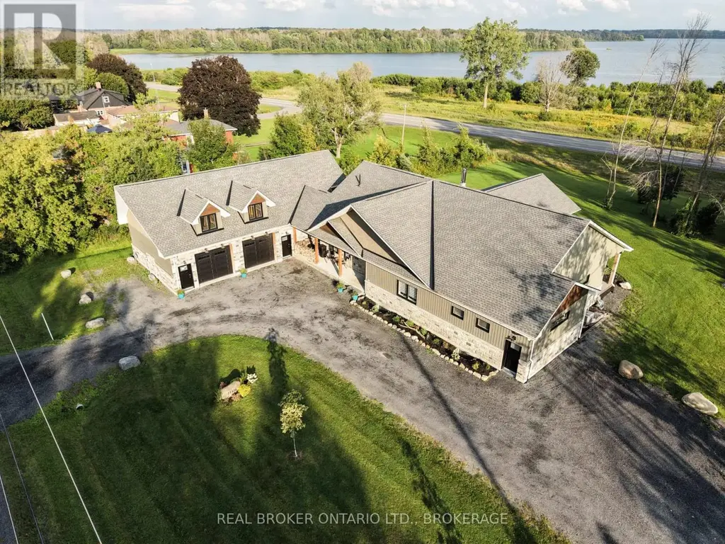 15616 Manning Road, South Stormont