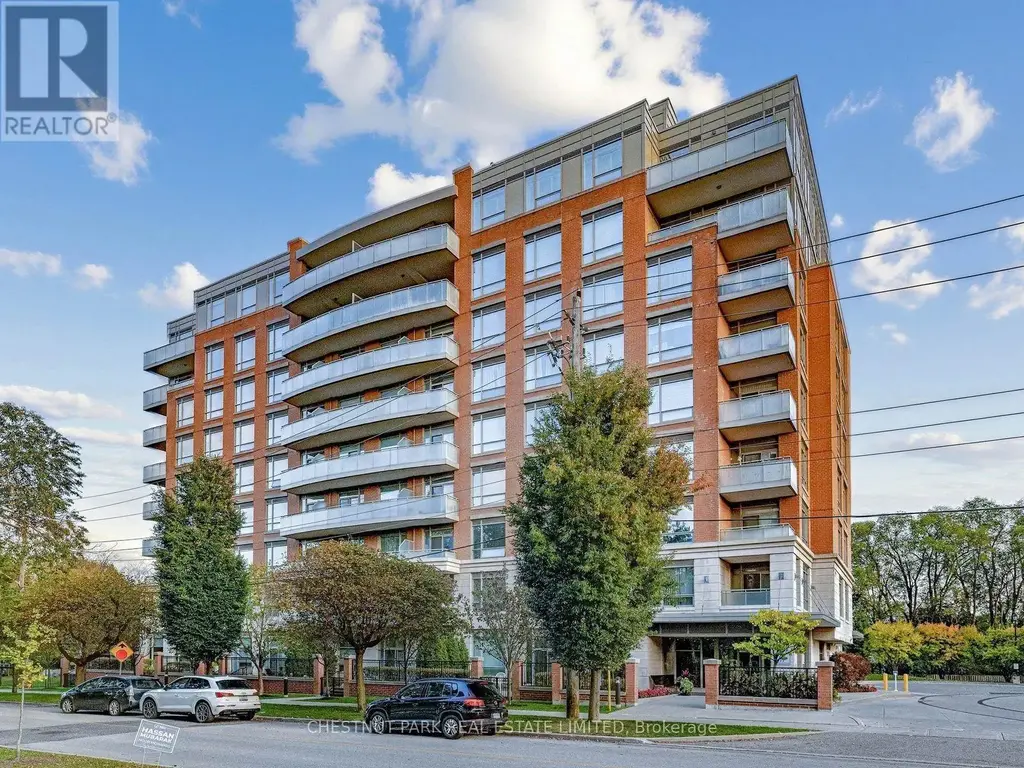 404 - 17 Ruddington Drive, Toronto (Bayview Woods-Steeles)
