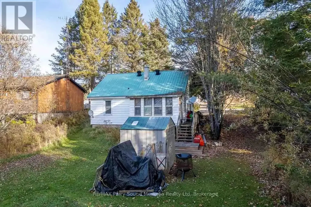 27 Ahmic St Street W, Magnetawan