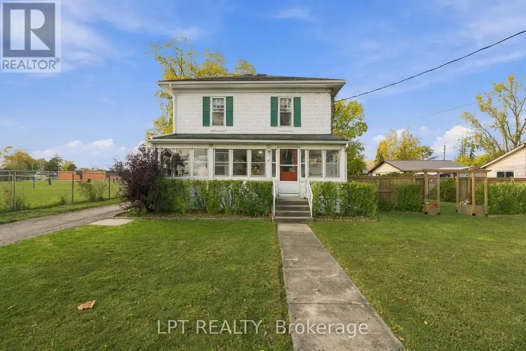 151 Parkhill Main Street, North Middlesex (Parkhill)