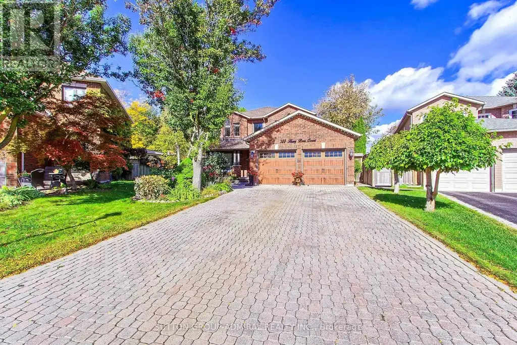 322 Harry Beer Court, Newmarket (Gorham-College Manor)