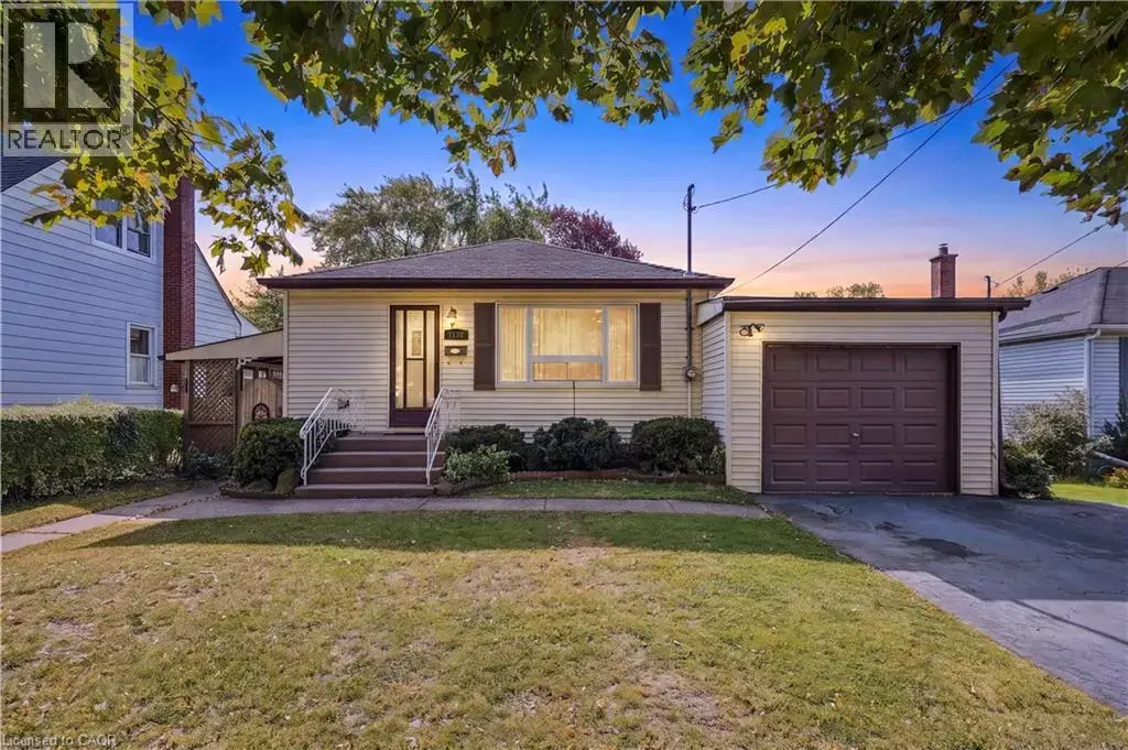 7112 Dunn Street, Niagara Falls