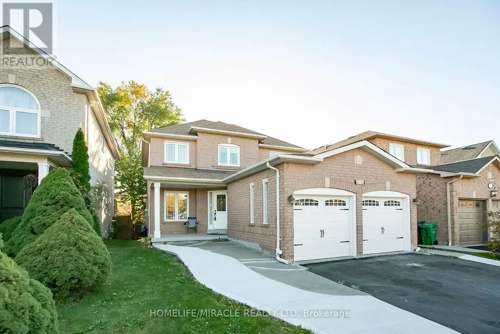 6286 Mccovey Drive E, Mississauga (East Credit)
