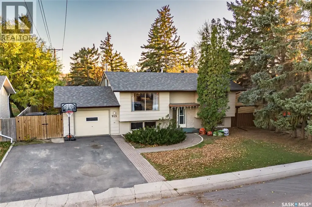 915 Normandy Drive, Moose Jaw