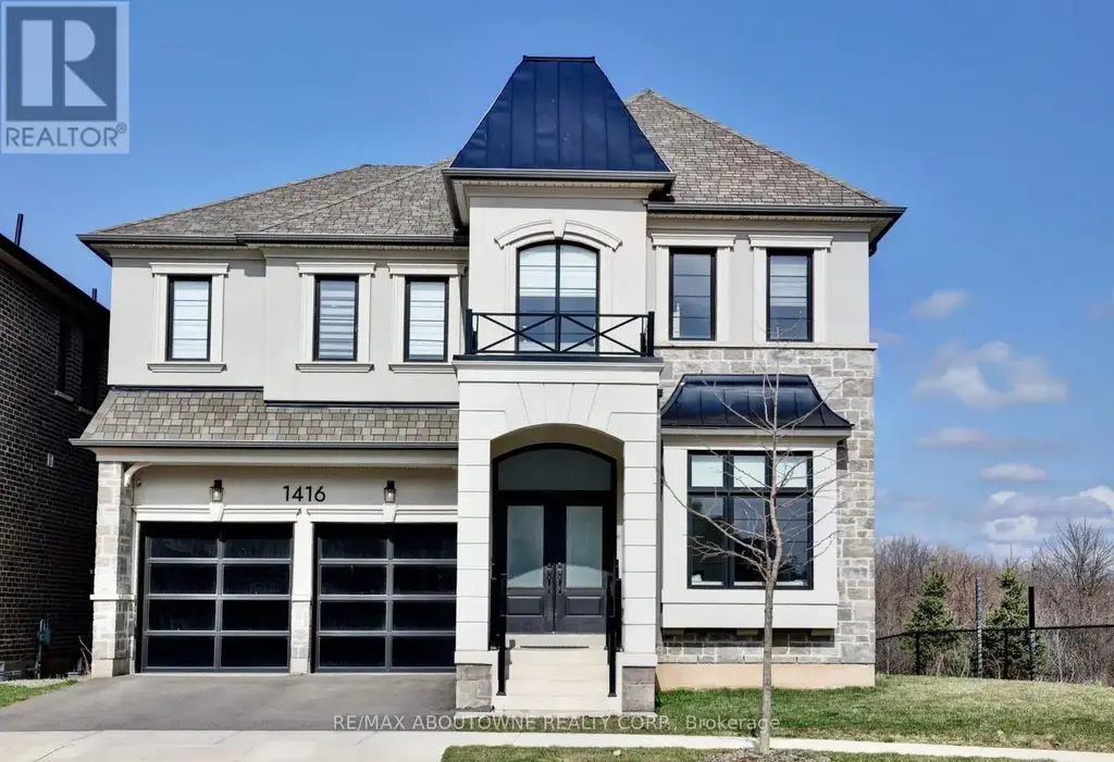 1416 Ford Strathy Crescent, Oakville (JM Joshua Meadows)