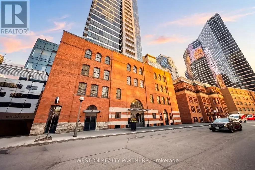208 - 5 St Joseph Street, Toronto (Bay Street Corridor)