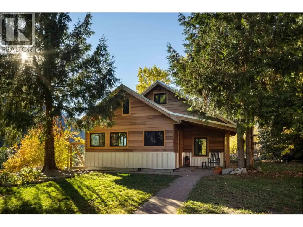 9521 Pemberton Portage Road, D'Arcy