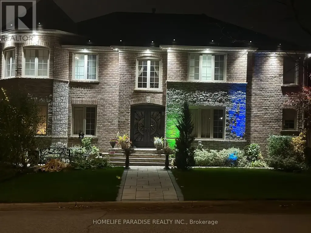 11 Oak Street, Halton Hills (Georgetown)