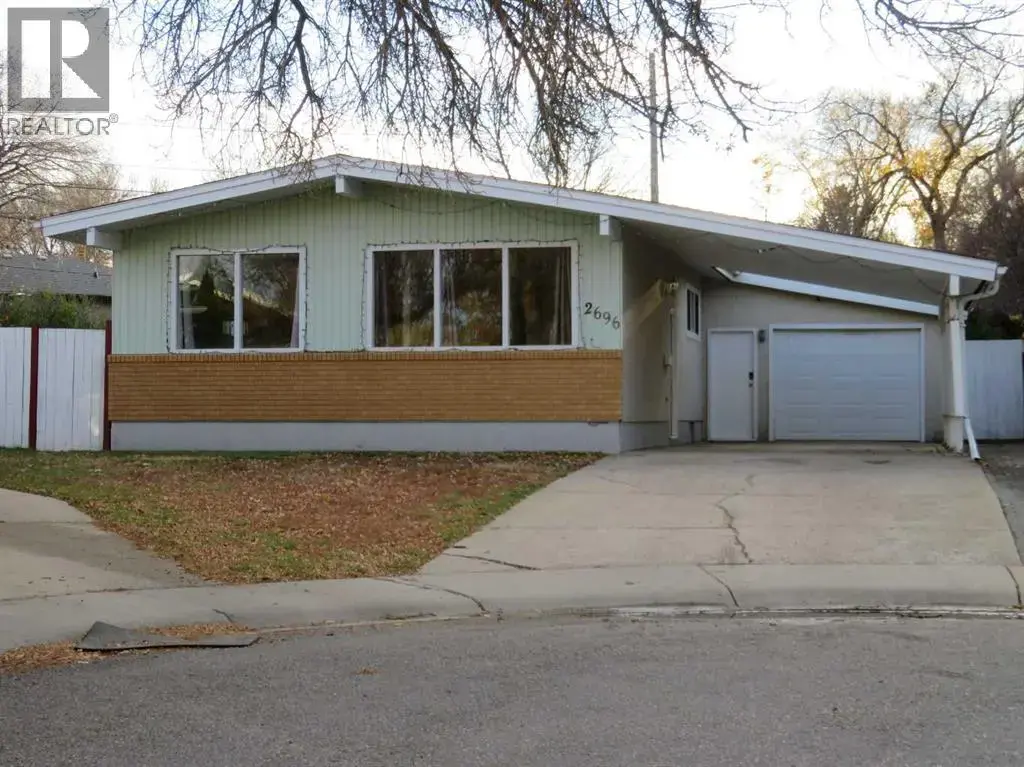 2696 Burton Place Se, Medicine Hat