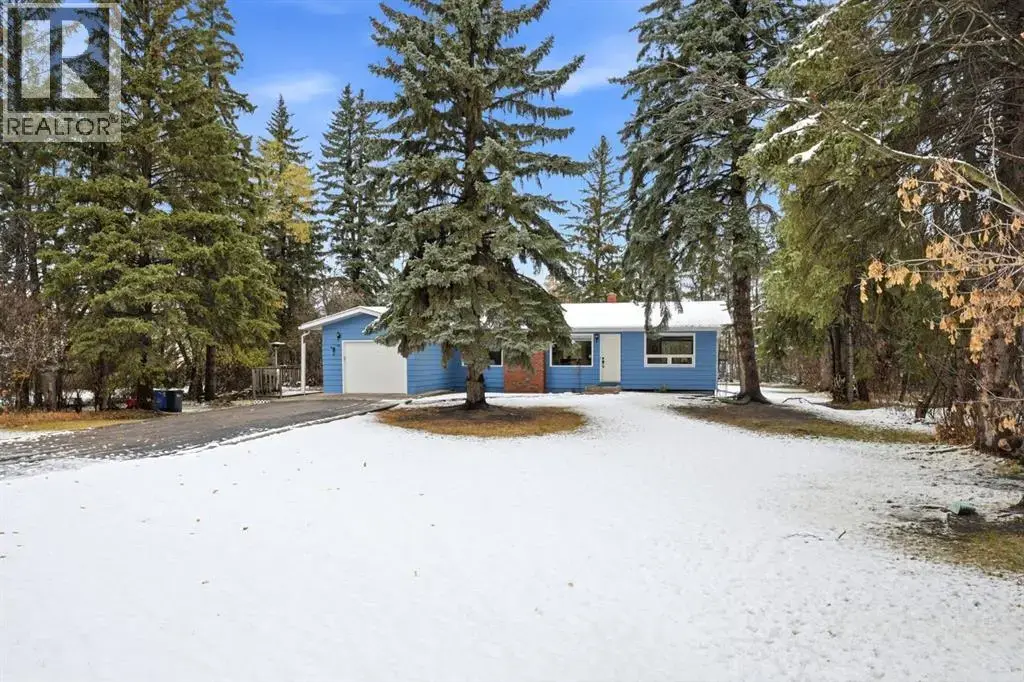 6 College Park Close, Red Deer