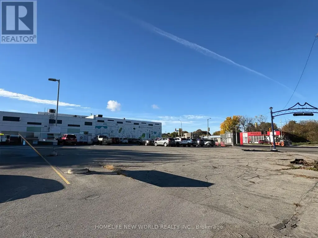 4770 Victoria Avenue, Niagara Falls (Downtown)