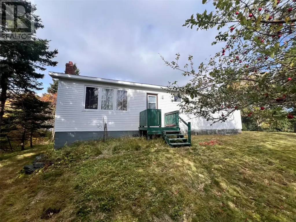 9 Frenchs Road, Bay Roberts