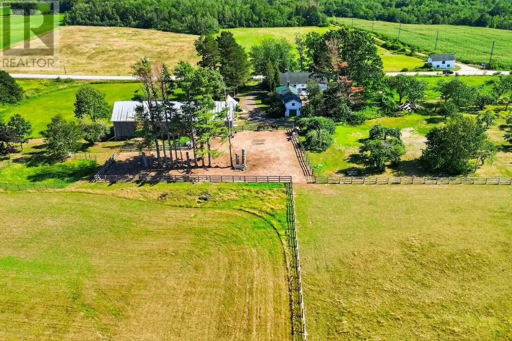 5019 Highway 201, West Paradise