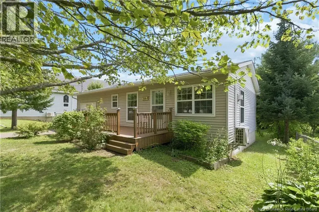 3064 Main Street, Salisbury