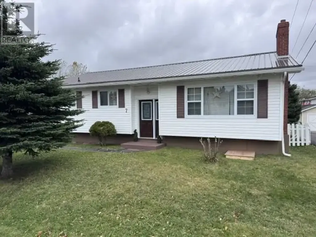7 Centennial Drive, Lewisporte