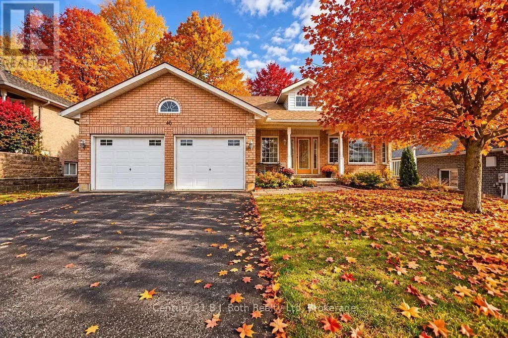 40 Marchand Drive, Penetanguishene