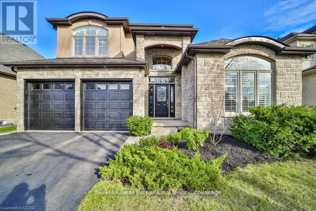 10 Bright Lane, Guelph (Pineridge/Westminster Woods)