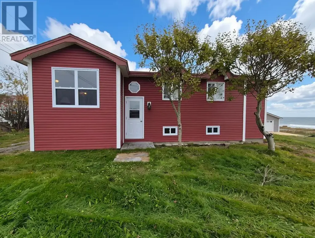 12 Main Street, Deadman's Bay