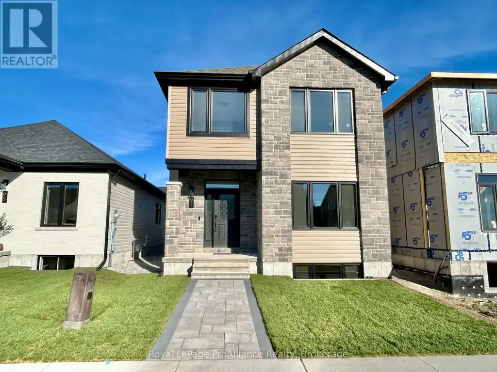 97 Athabaska Drive, Belleville (Thurlow Ward)