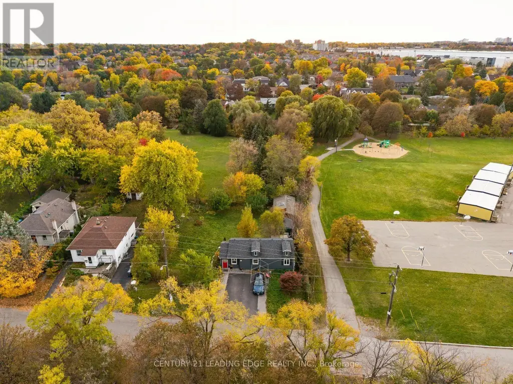 58 Rutledge Road, Mississauga (Streetsville)