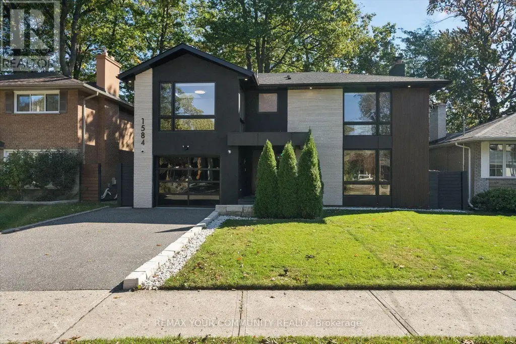 1584 Sunnycove Drive, Mississauga (Lakeview)