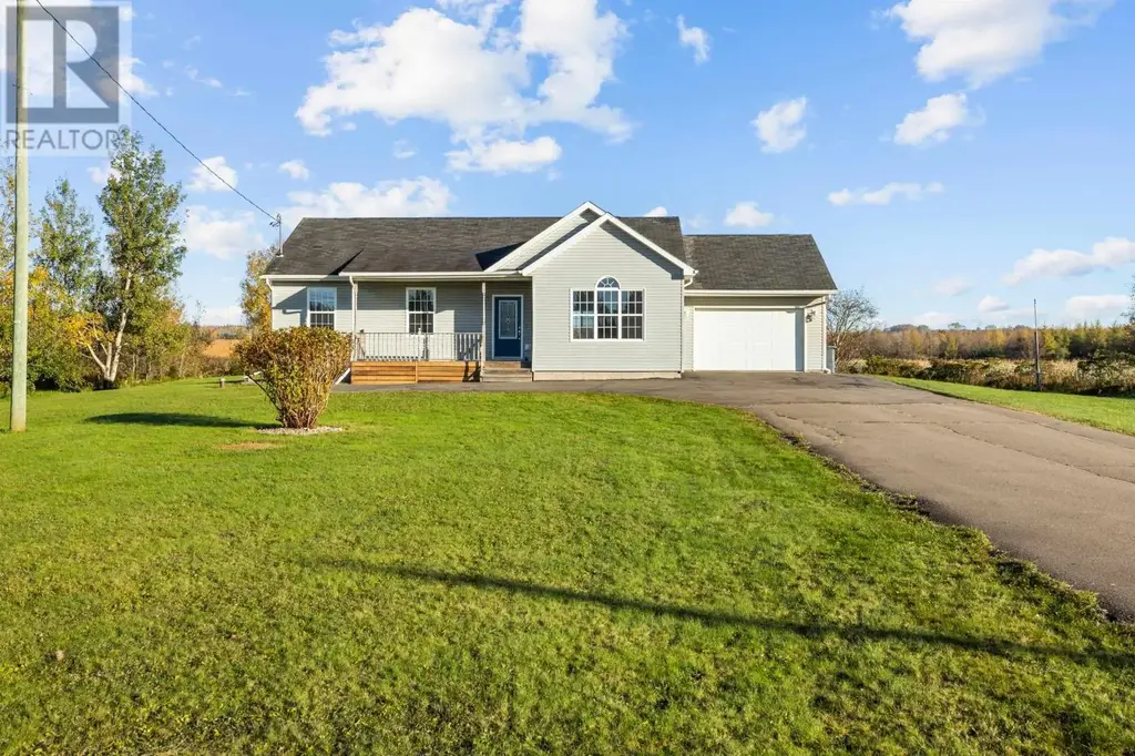 6866 Route 19, Canoe Cove