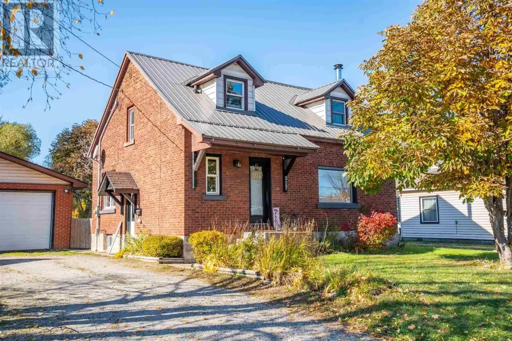 317 Goulais Ave, Sault Ste. Marie