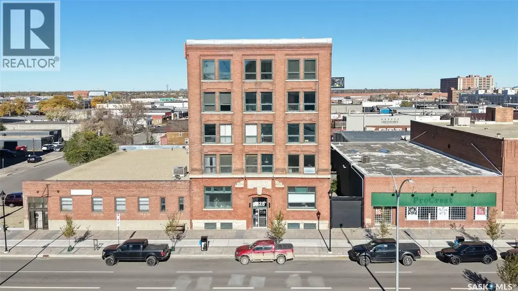 500 2128 Dewdney Avenue, Regina