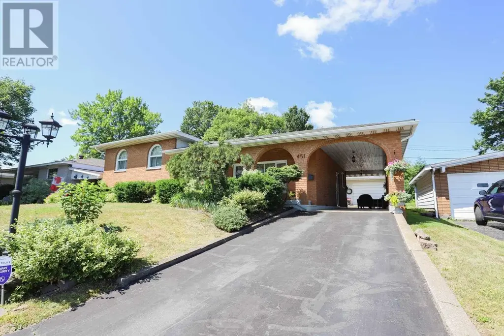 451 Shannon Rd, Sault Ste. Marie