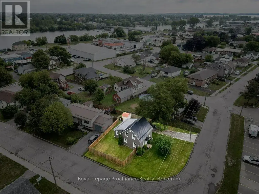 61 Pelham Street, Quinte West (Trenton Ward)