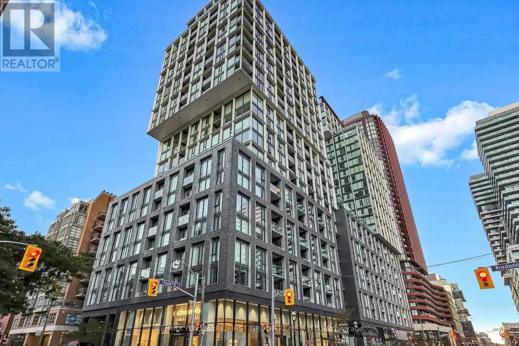 2201 - 158 Front Street E, Toronto (Moss Park)