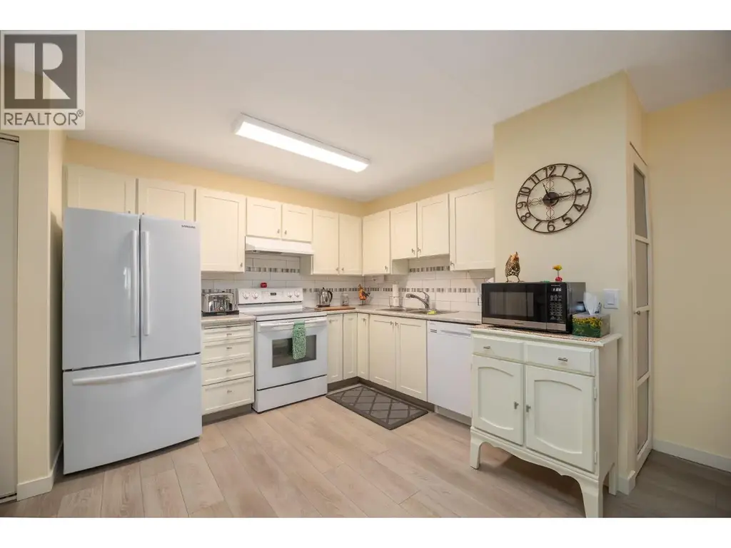 187 Warren Avenue Unit# 304, Penticton