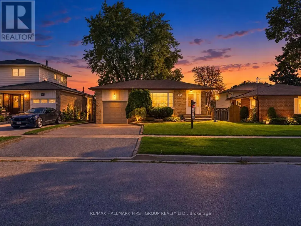 789 Hillcrest Road, Pickering (West Shore)
