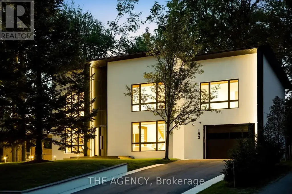 193 Beechwood Crescent, Newmarket (Central Newmarket)