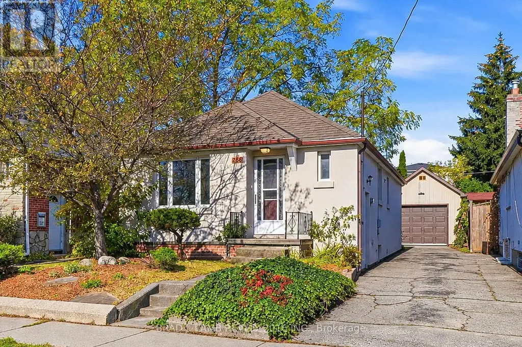 256 The Queensway, Toronto (Stonegate-Queensway)